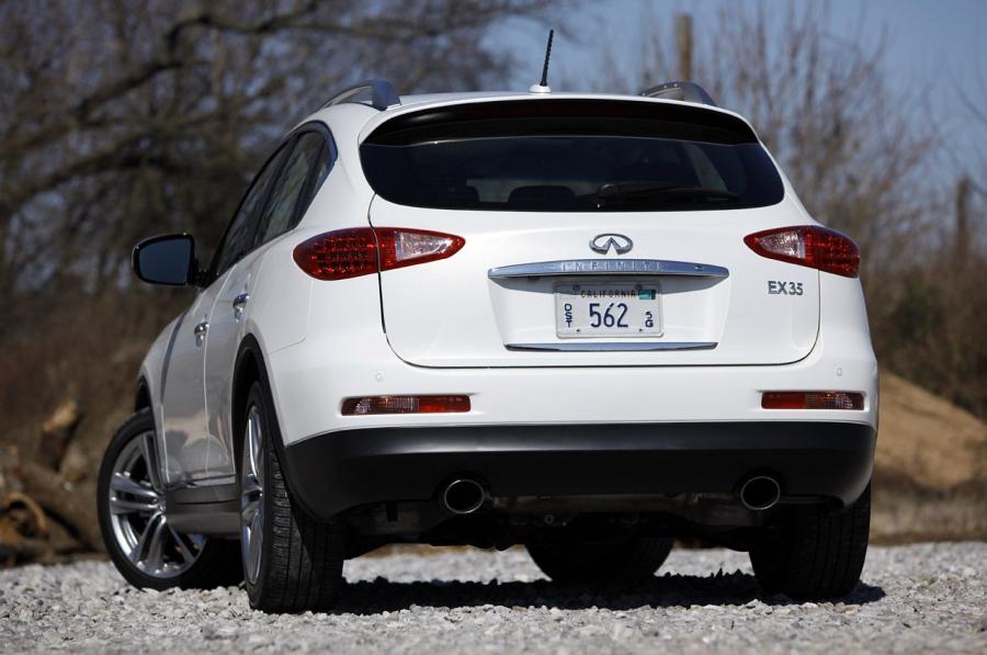  Infiniti EX35 2012 года  (фото 10 из 42)